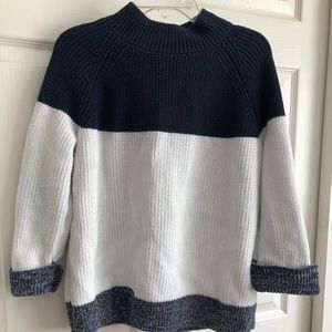 GAP Comfy Sweater White and Blue Medium